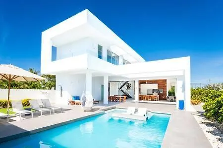 Beachside 3 Bedroom Villa With Pool And Resort Amenities - White Villas - V4 Long Bay 0*,  جزر تركس وكايكوس
